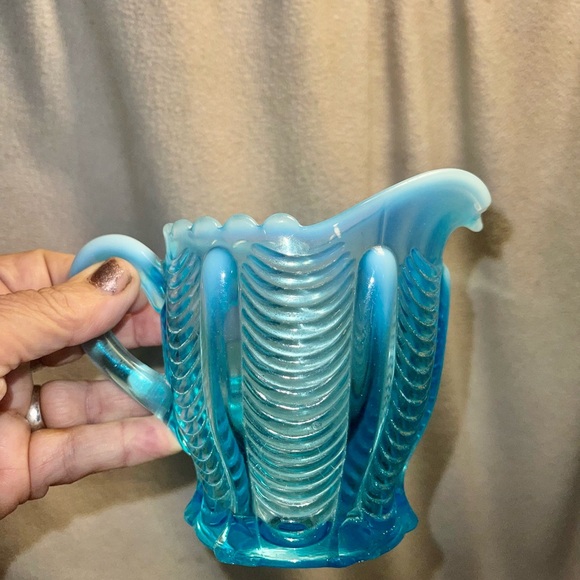 Antique Northwood blue opalescent glass cream and sugar set - Picture 7 of 9